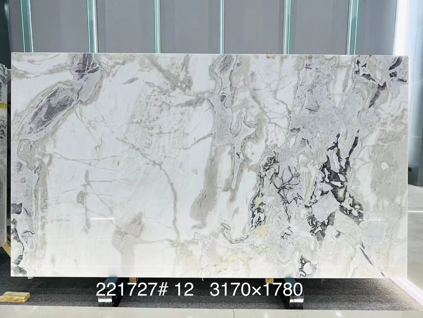 221727-新正大奢石
