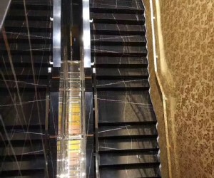 劳伦黑金楼梯2-石奕达石业