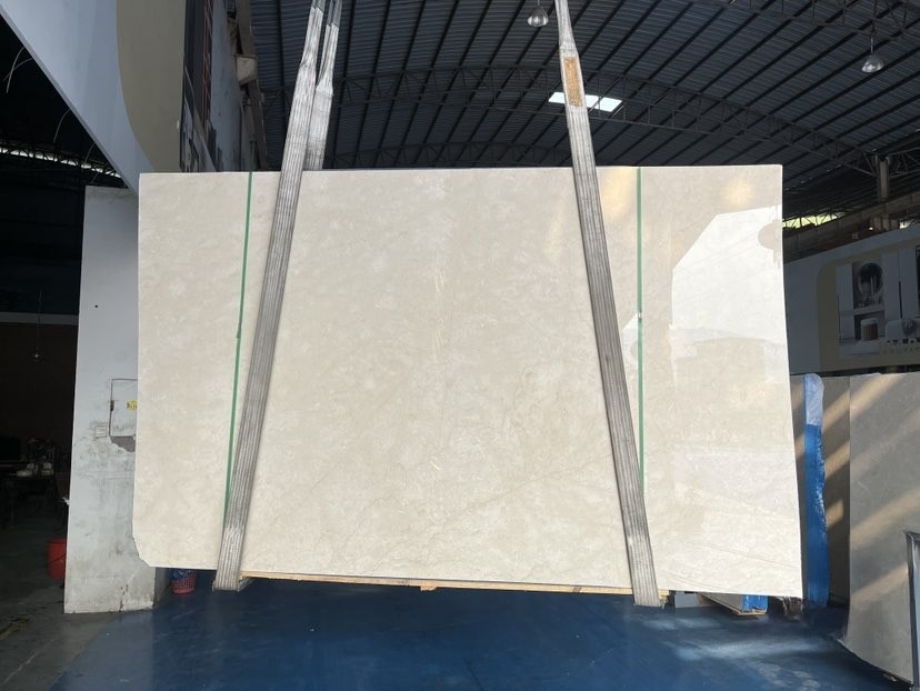 奥特曼老矿-山峰石业